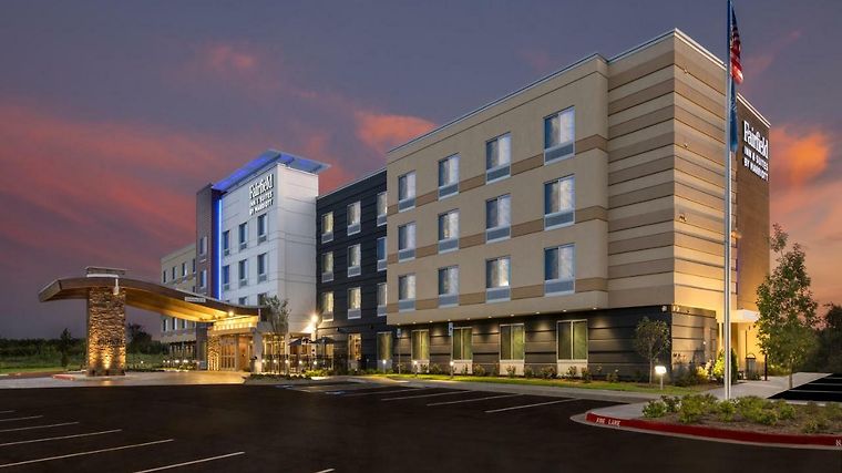 HOTEL FAIRFIELD INN SUITES BY MARRIOTT LITTLE ROCK AIRPORT